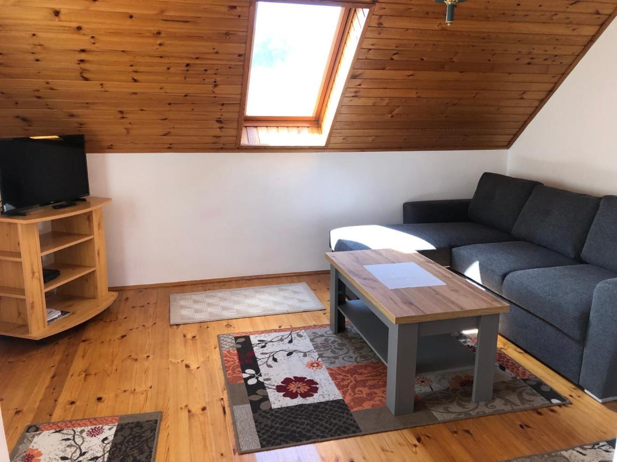 Pacsirta Apartman Lenti Luaran gambar