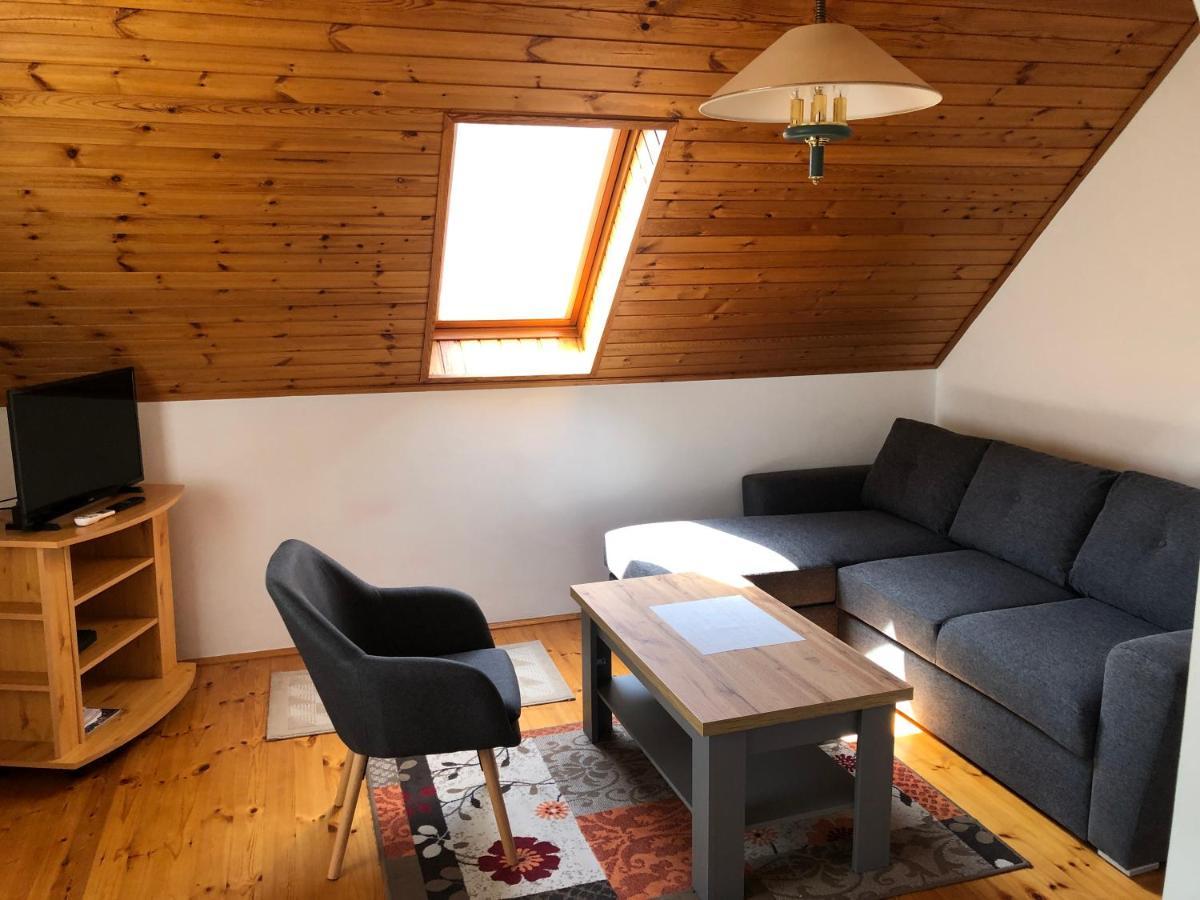 Pacsirta Apartman Lenti Luaran gambar