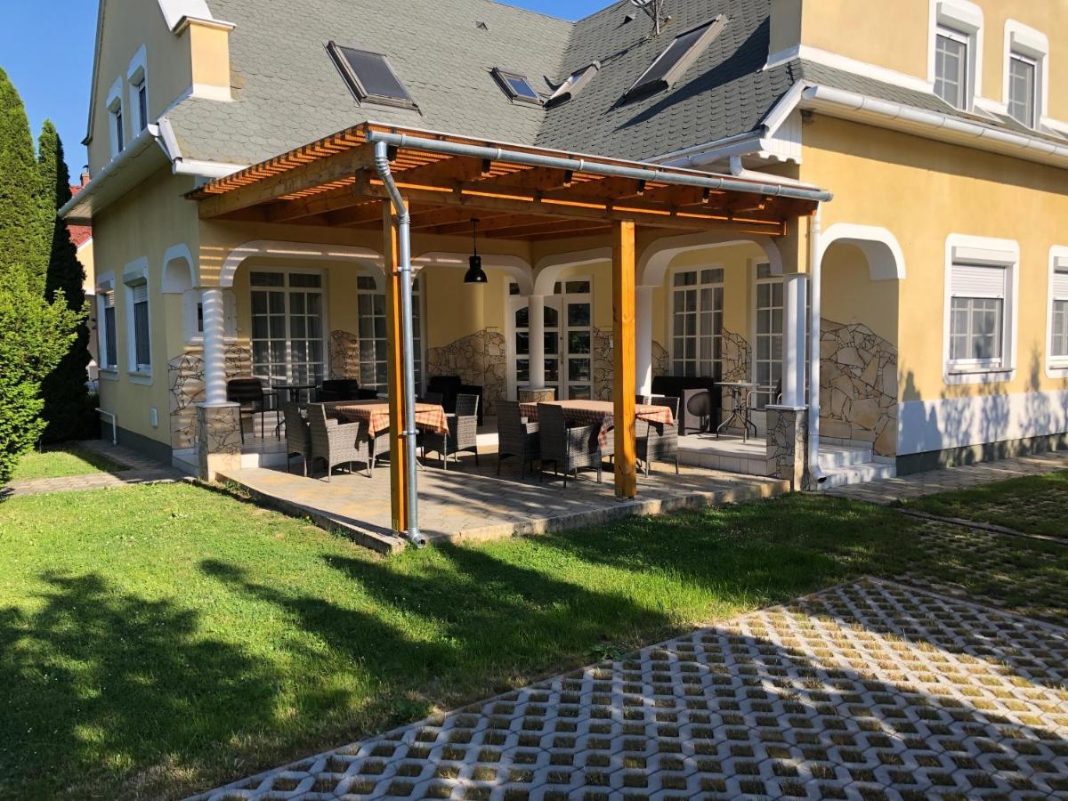 Pacsirta Apartman Lenti Luaran gambar