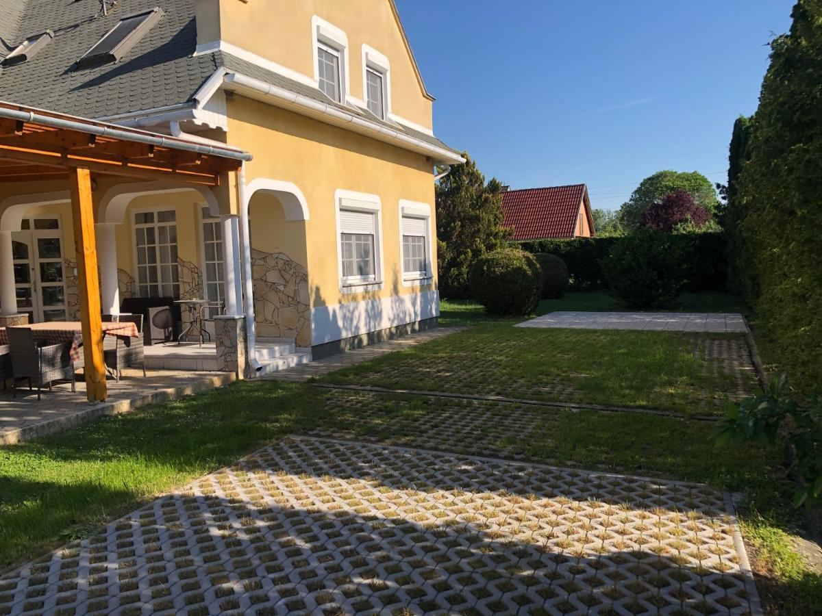 Pacsirta Apartman Lenti Luaran gambar