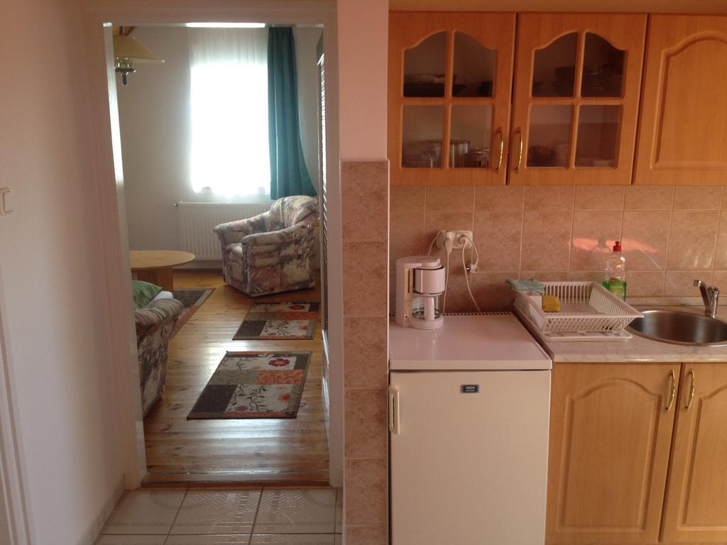 Pacsirta Apartman Lenti Luaran gambar