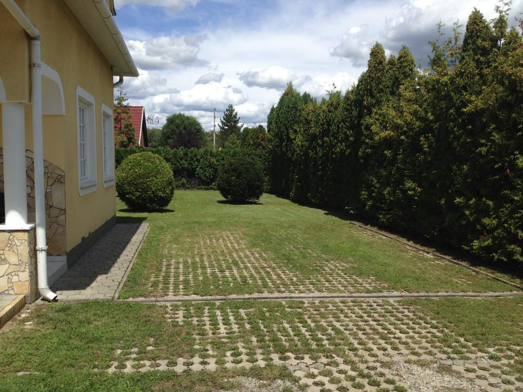 Pacsirta Apartman Lenti Luaran gambar